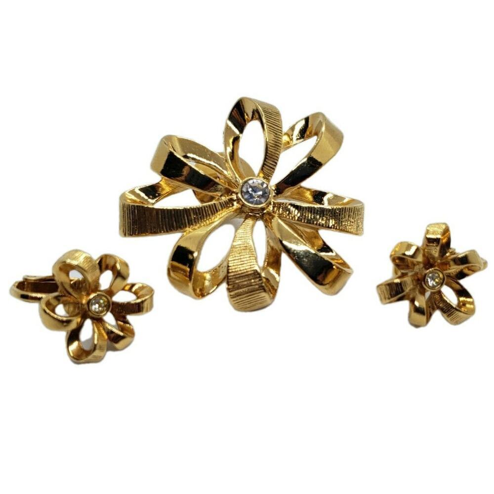 Vintage BOW Brooch Ribbon Pin & Clip Earrings Set Rhinestone Center 1970s